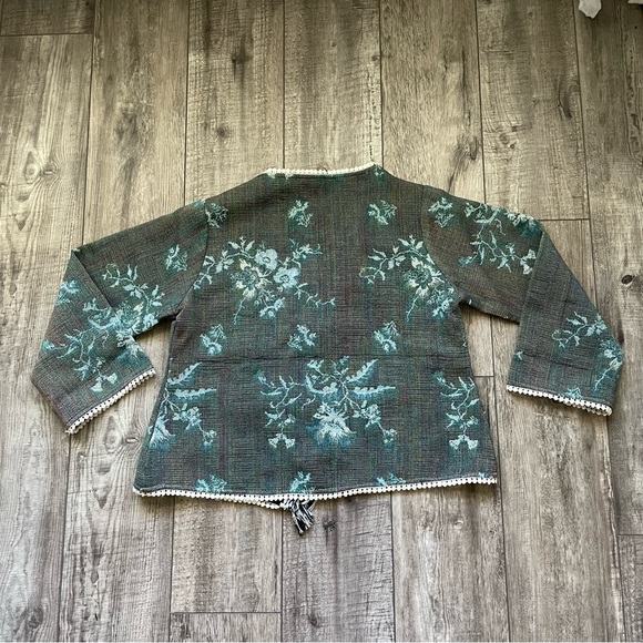 Blanket jacket with sequin appliqués by Signal [H3R] - Picture 7 of 12